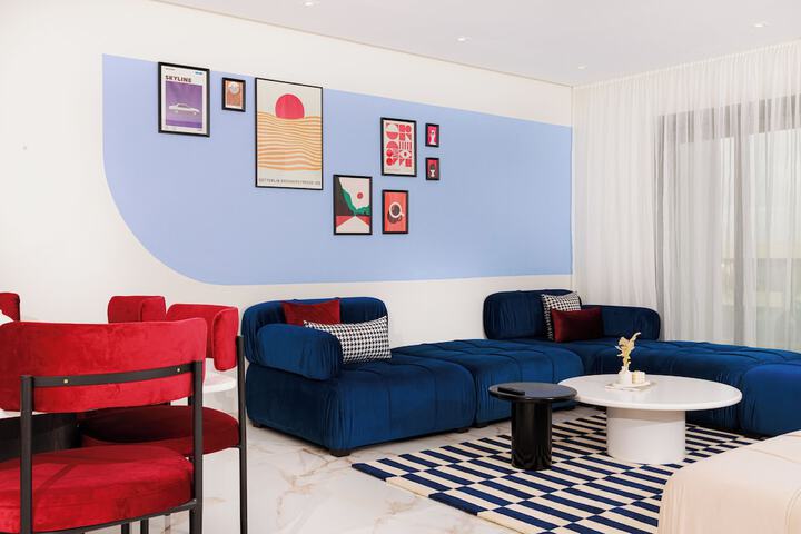 Room 35 of 47