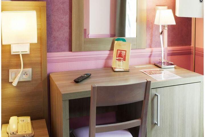 Room amenity
