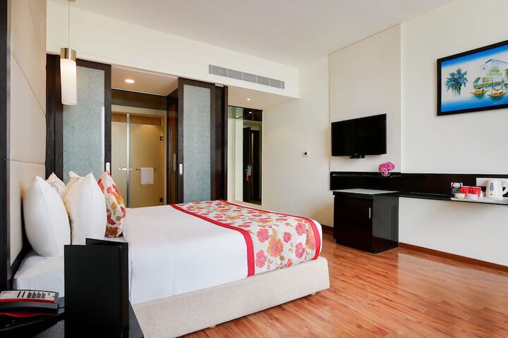 Room 17 of 80