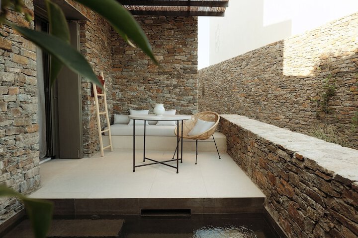 Terrace/Patio 101 of 101
