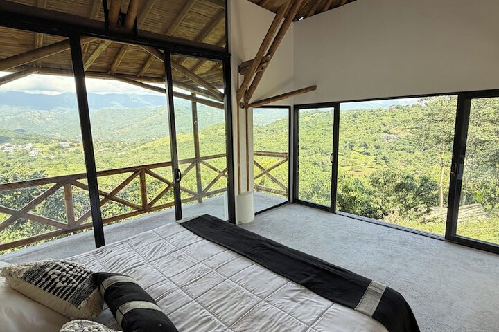 Room 4 of 69
