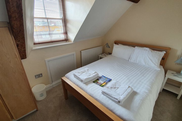 Room 20 of 93