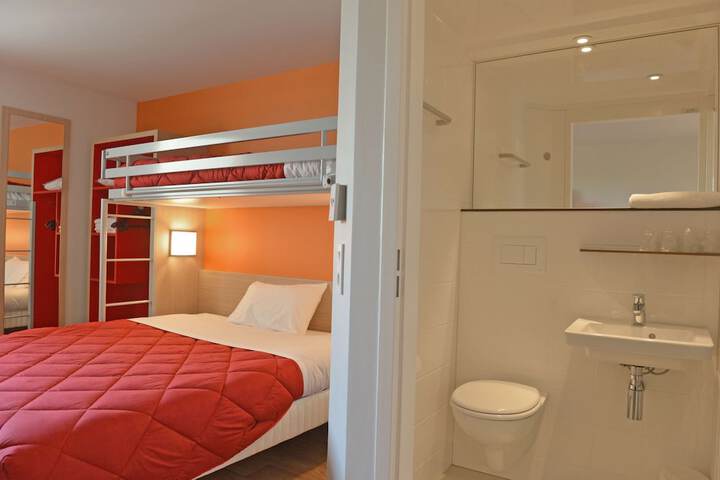 Room 39 of 73