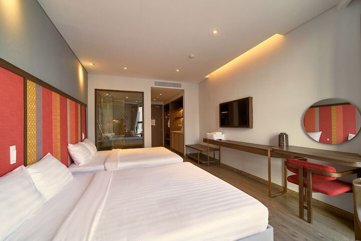 Room 27 of 130
