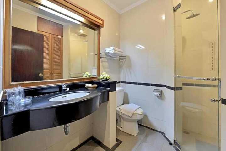 Bath Interior