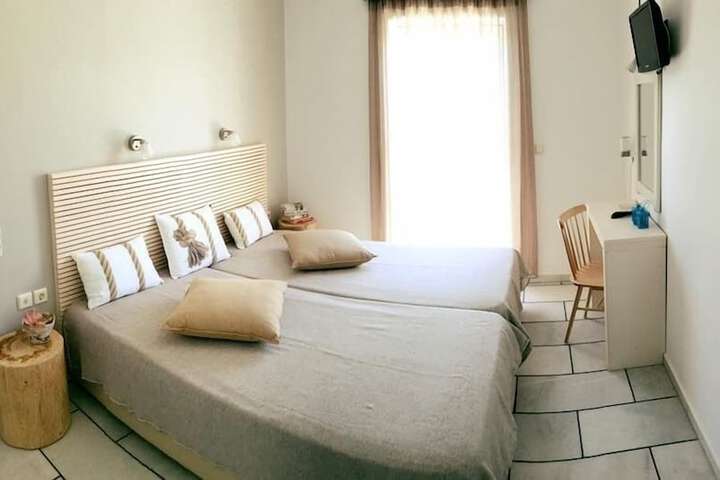 Room 17 of 60