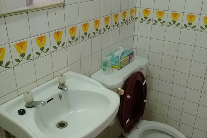 Room 19 of 22