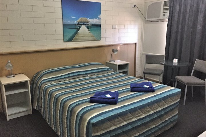 Room 4 of 69