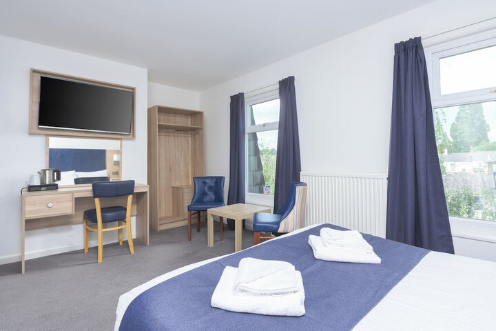 Room 34 of 63