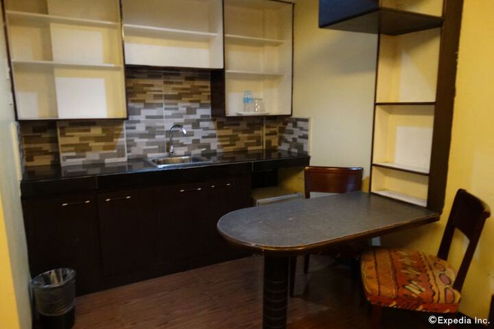 Room 20 of 37