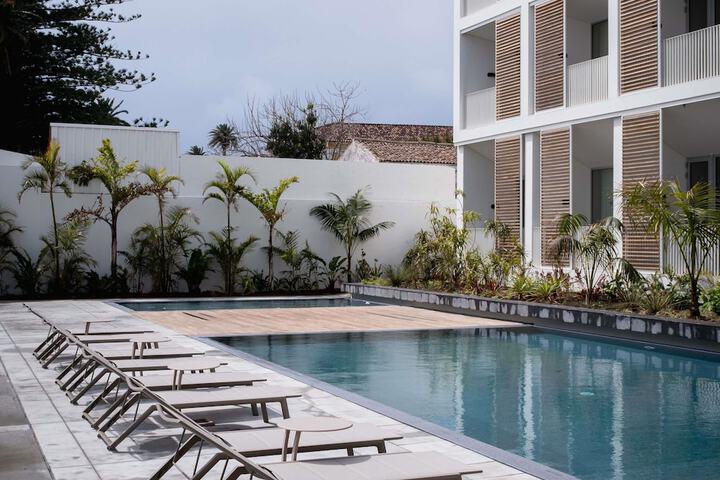 Pool 55 of 105