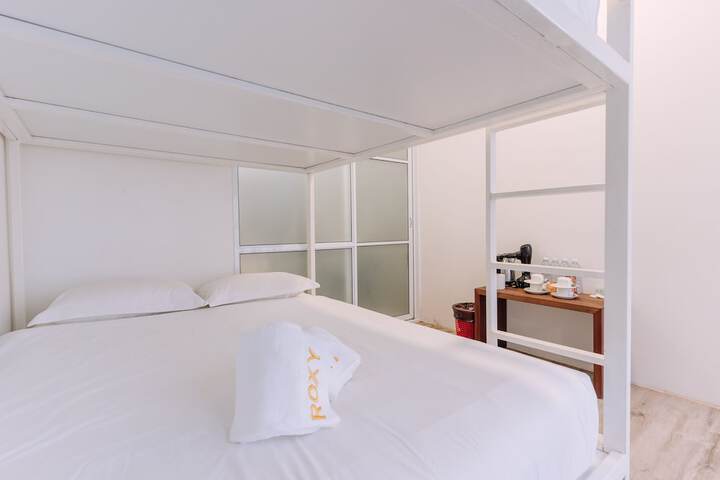 Room 7 of 71
