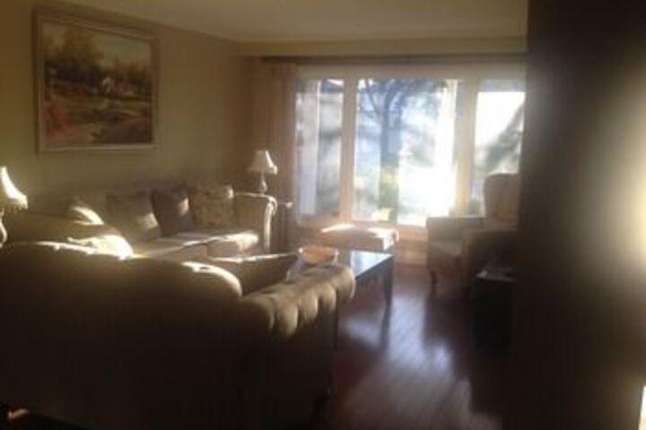Room 25 of 28