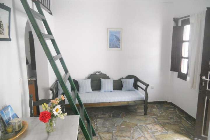 Room 25 of 79