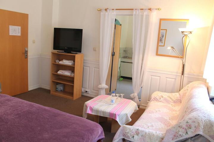 Room 21 of 59