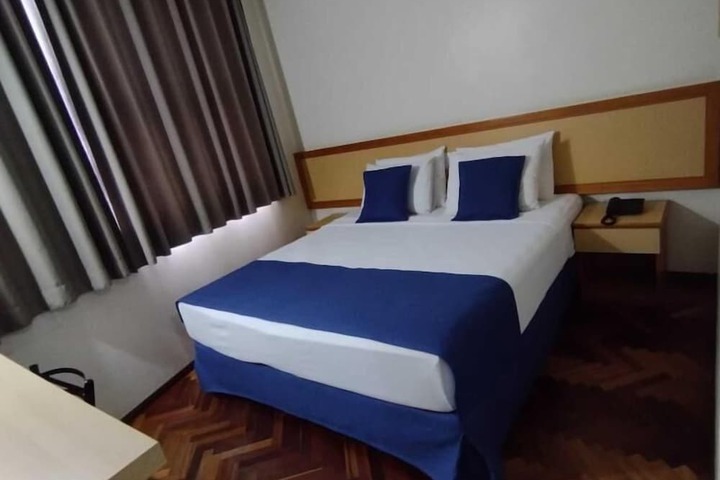 Room 27 of 113