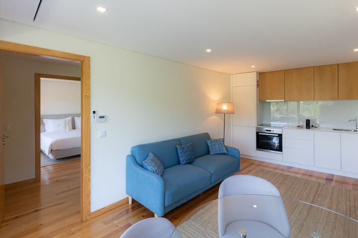 Room 43 of 148