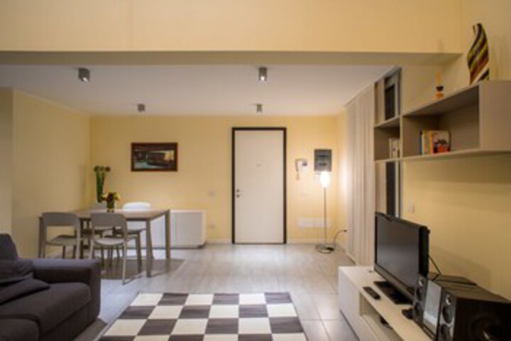 Room 10 of 29