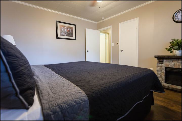 Room 12 of 71