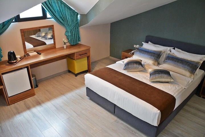 Room 20 of 40