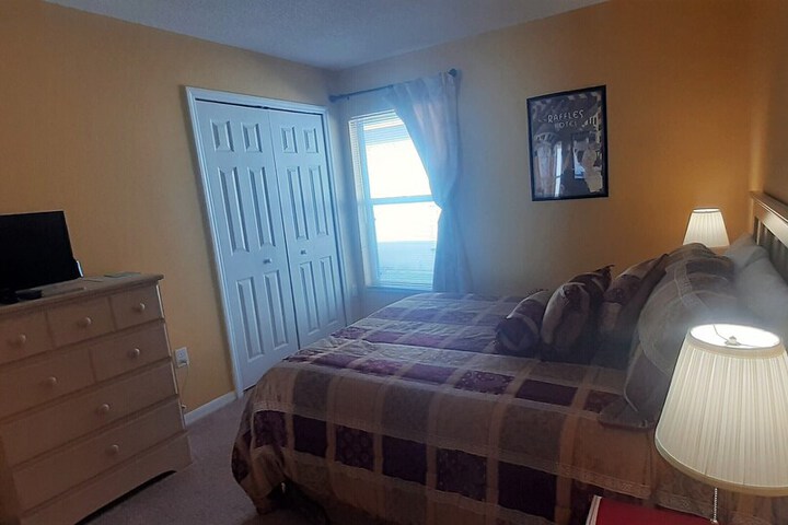 Room 3 of 41