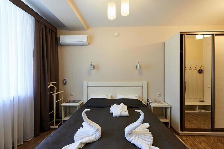 Room 14 of 21