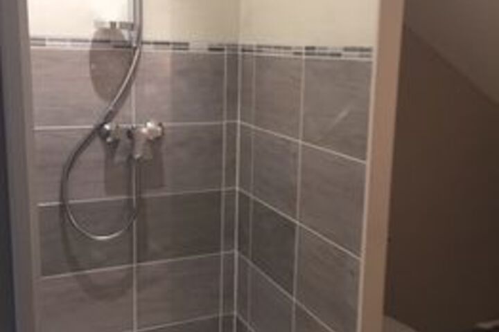 Room 3 of 7