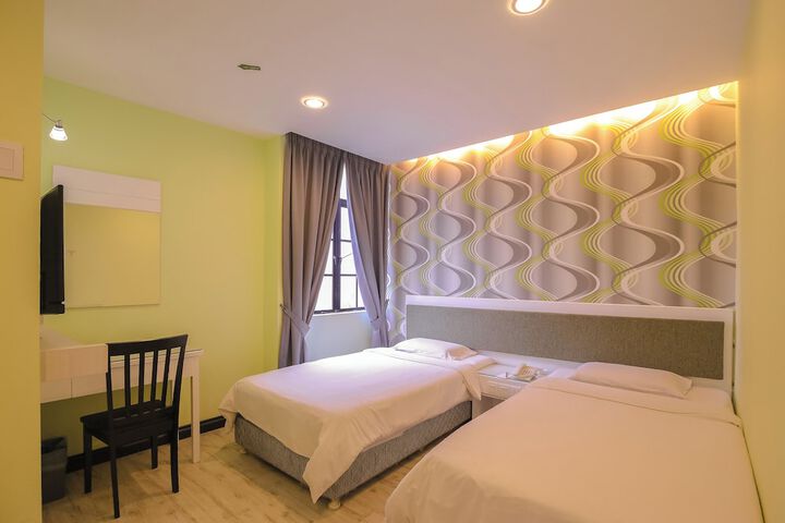 Room 17 of 21