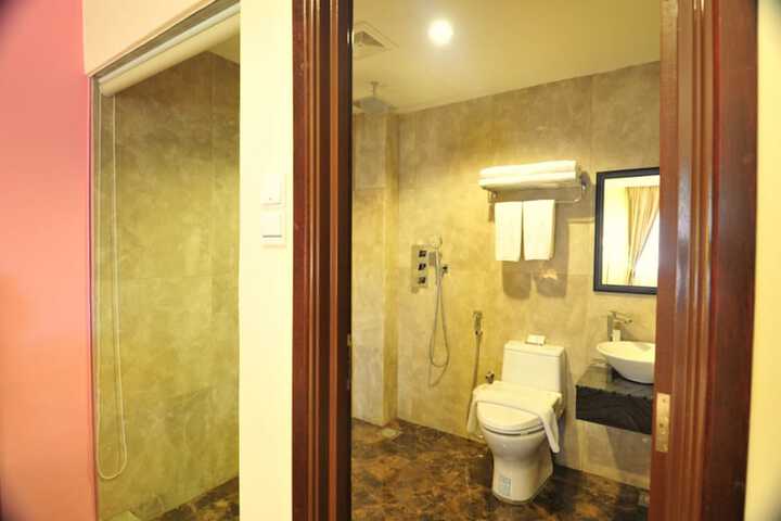 Bathroom Photo