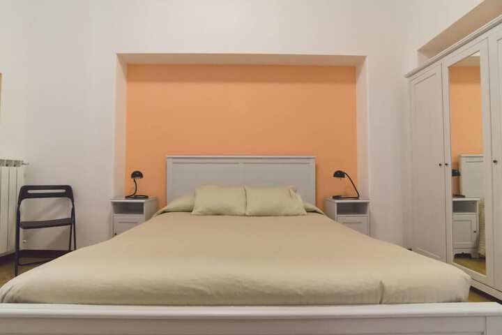 Room 15 of 44