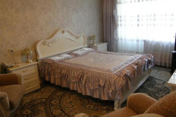 Dom Artistov Tsirka Hotel Ekaterinburg