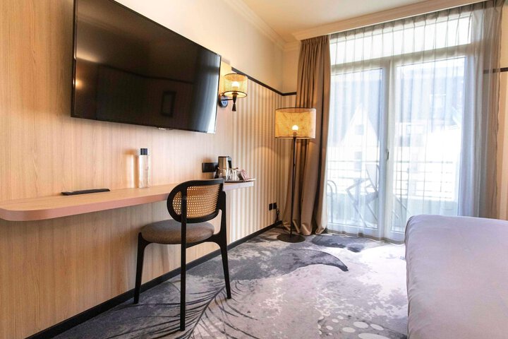 Room 55 of 124