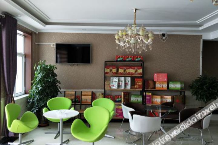 Hotel Interior 18 of 33