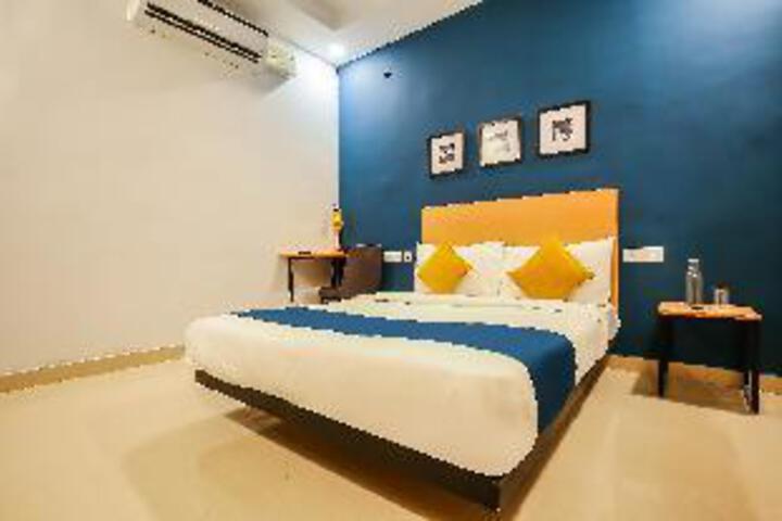 SilverKey Executive Stays 39656 Sector 7 Vrindavan Colony