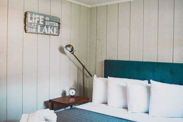 2 Double Beds (3 of 10)