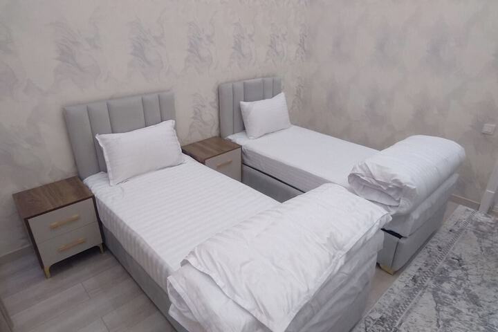 Room 6 of 72