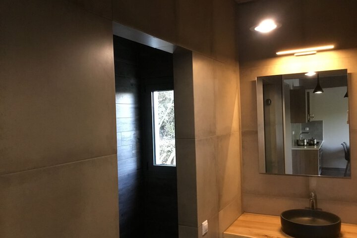 Room 31 of 34