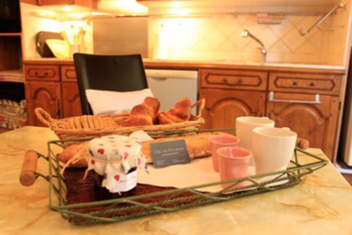 Breakfast/Coffee Service 4 of 41