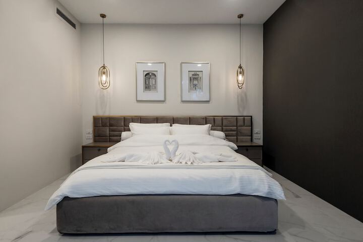 Room 64 of 213