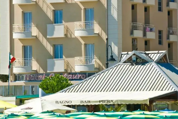 HOTEL CENTAURO