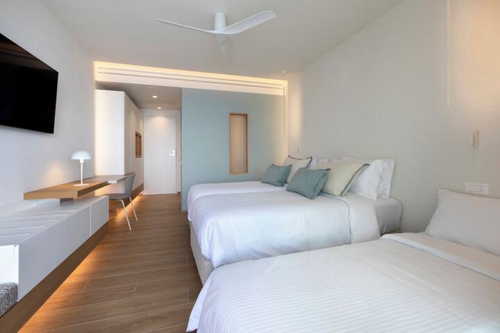 Room 8 of 30
