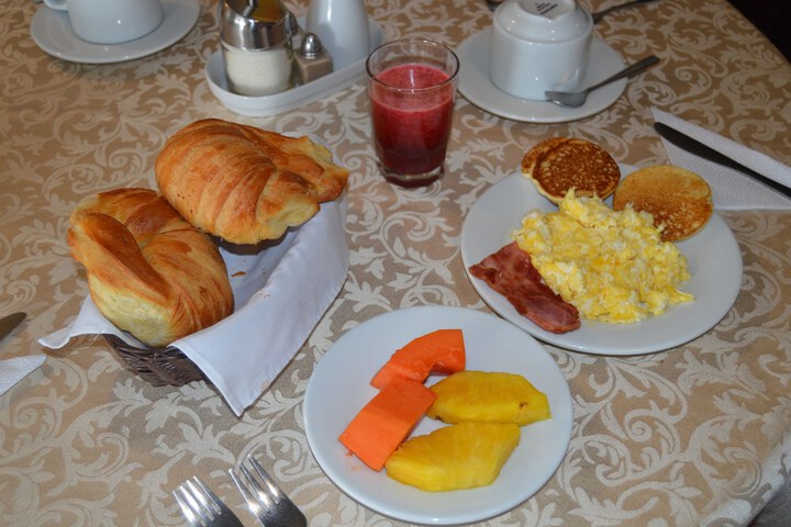 Breakfast/Coffee Service 46 of 59