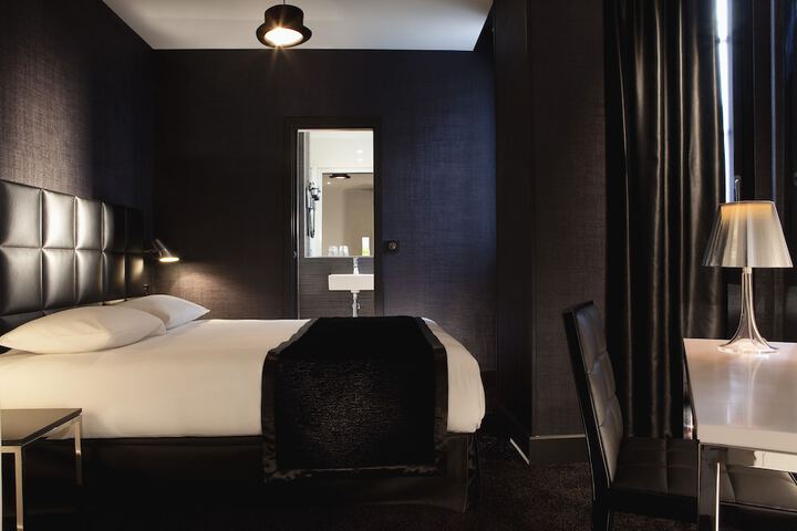 Room 4 of 58