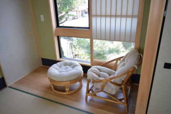 Room 14 of 33