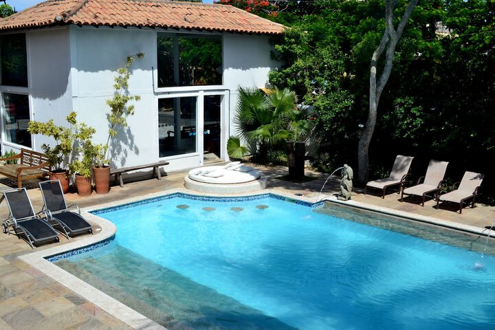 Hotel with Pool