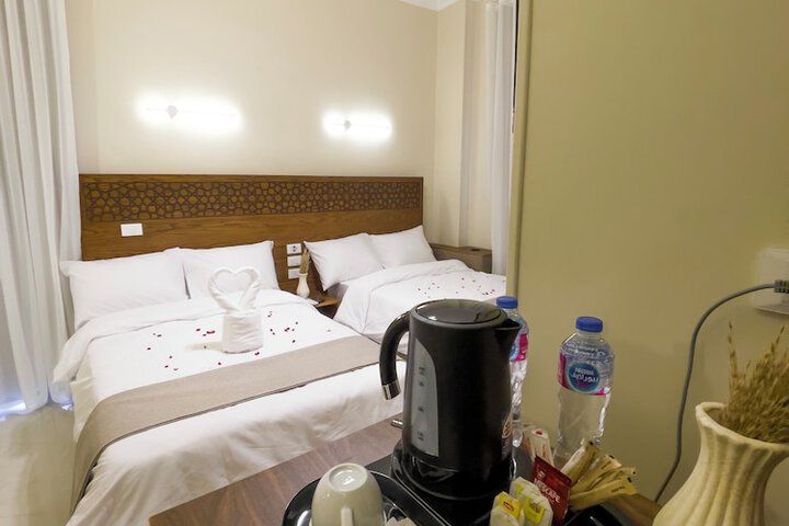Room 10 of 74