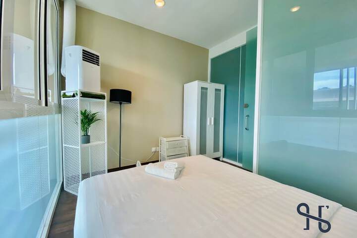 Room 10 of 326