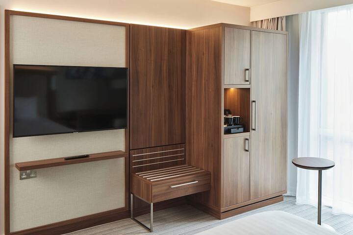 Room 6 of 58