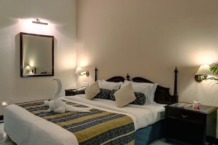 Room 9 of 43