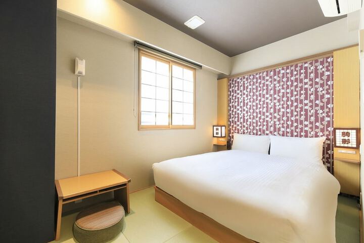 Room 15 of 57